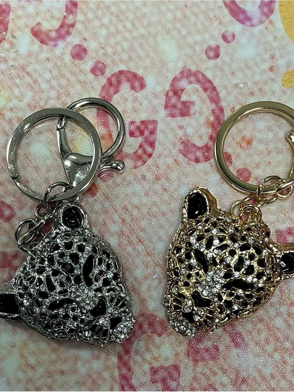 🐆CRYSTAL ENCRUSTED LEOPARD HEAD BAG CHARM